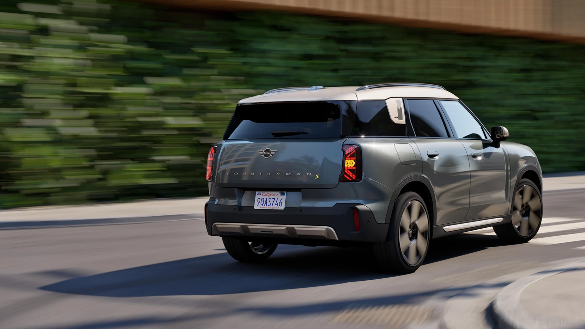 MINI all-electric Countryman – stage